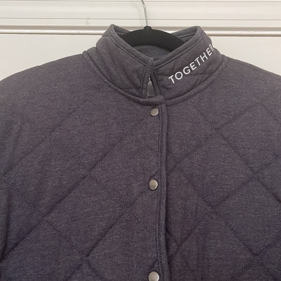 Peloton Quilted Jacket/Coat | Small - Picture 8 of 11